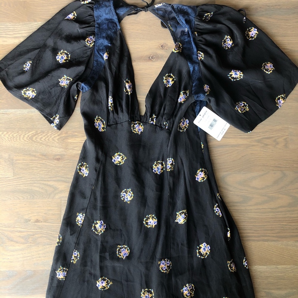 Free People Mocking Bird Open Back Dress NWT - Picture 2 of 8